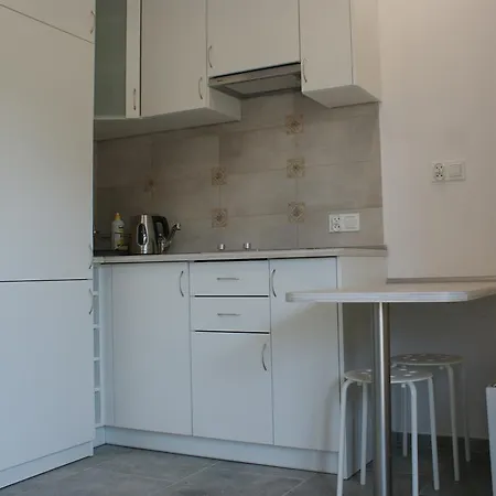 Domki I Apartamenty Caloroczne Koliber