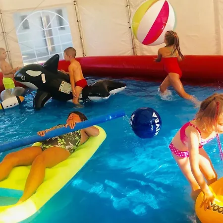 منتزه العطل I Caloroczne Koliber